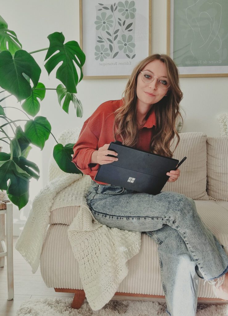 Stessy Salelles, graphiste et webdesigner